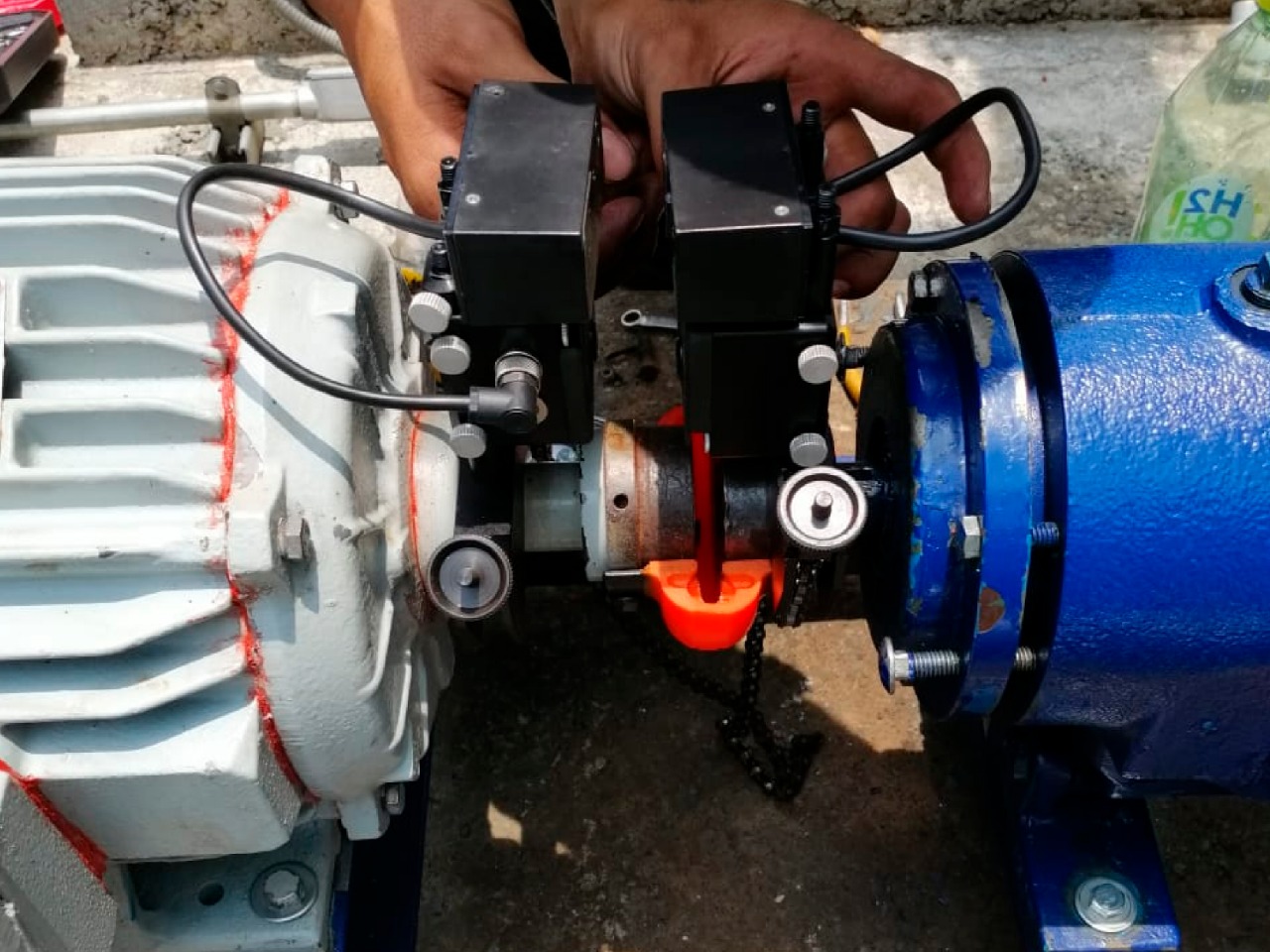 Anuncio Alineación de ejes